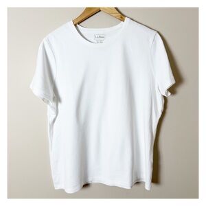 L.L. Bean Women's XL White Short Sleeve T-Shirt Basic 100% Cotton